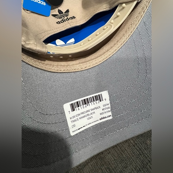 BRAND NEW | Adidas Khaki/Black Adjustable Fit Snap Back - Picture 6 of 7